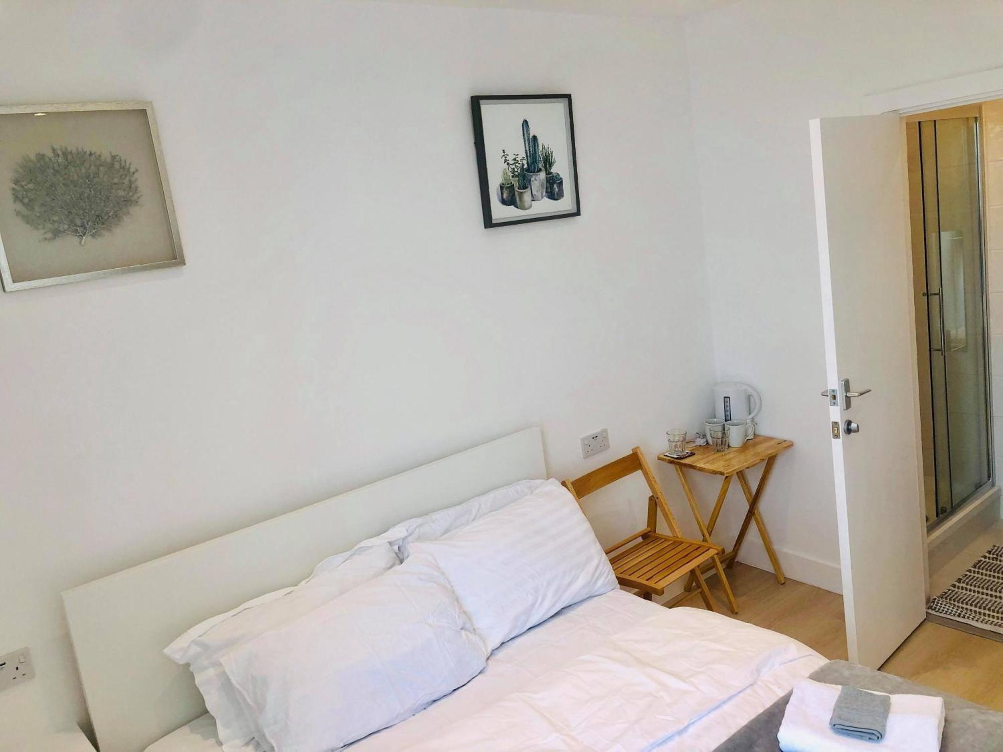 Quiet Cosy Rooms Harrow Phòng bức ảnh